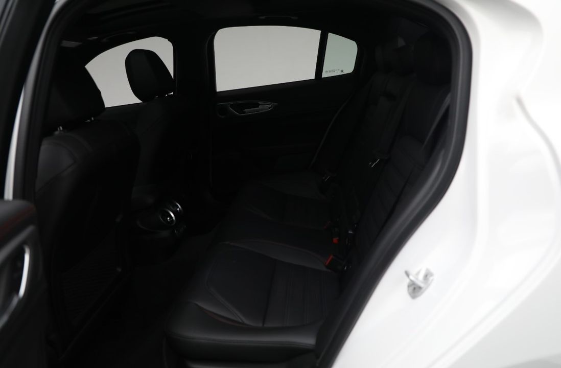 2025 Alfa Romeo Giulia