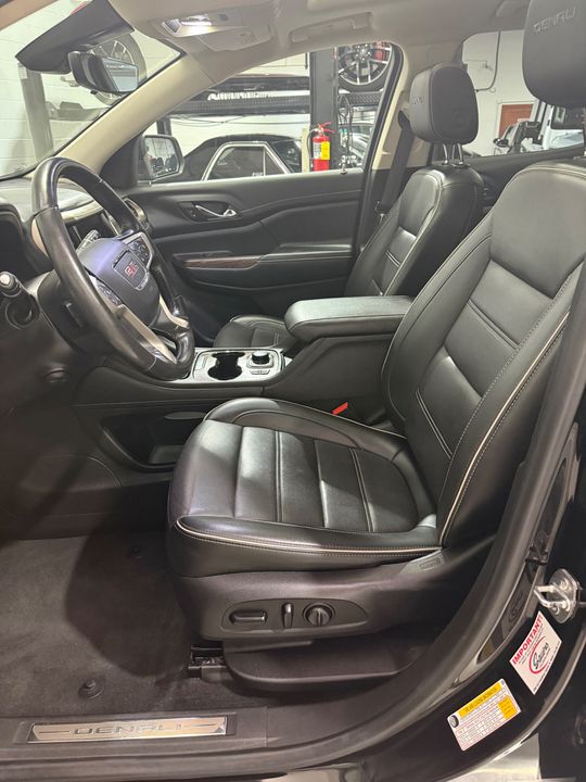 2021 GMC Acadia