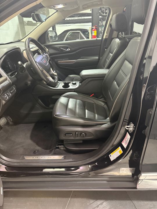 2021 GMC Acadia