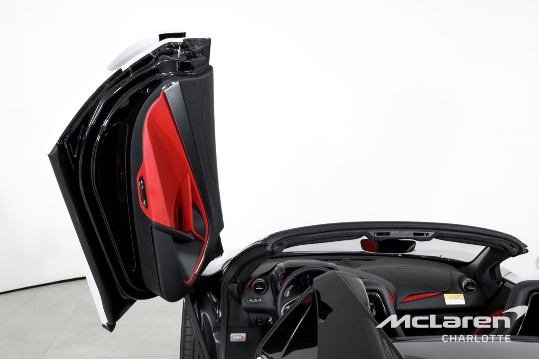 2026 McLaren 750S Spider