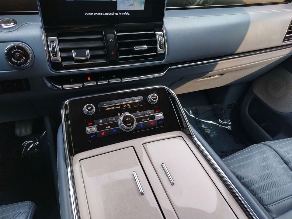 2021 Lincoln Navigator