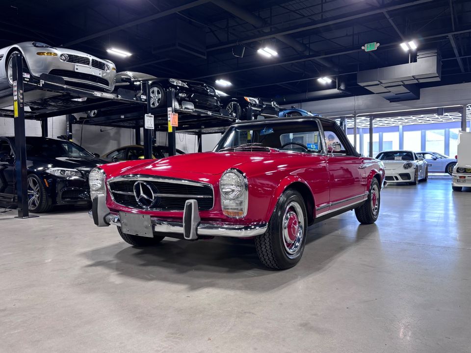 1967 Mercedes-Benz SL 230