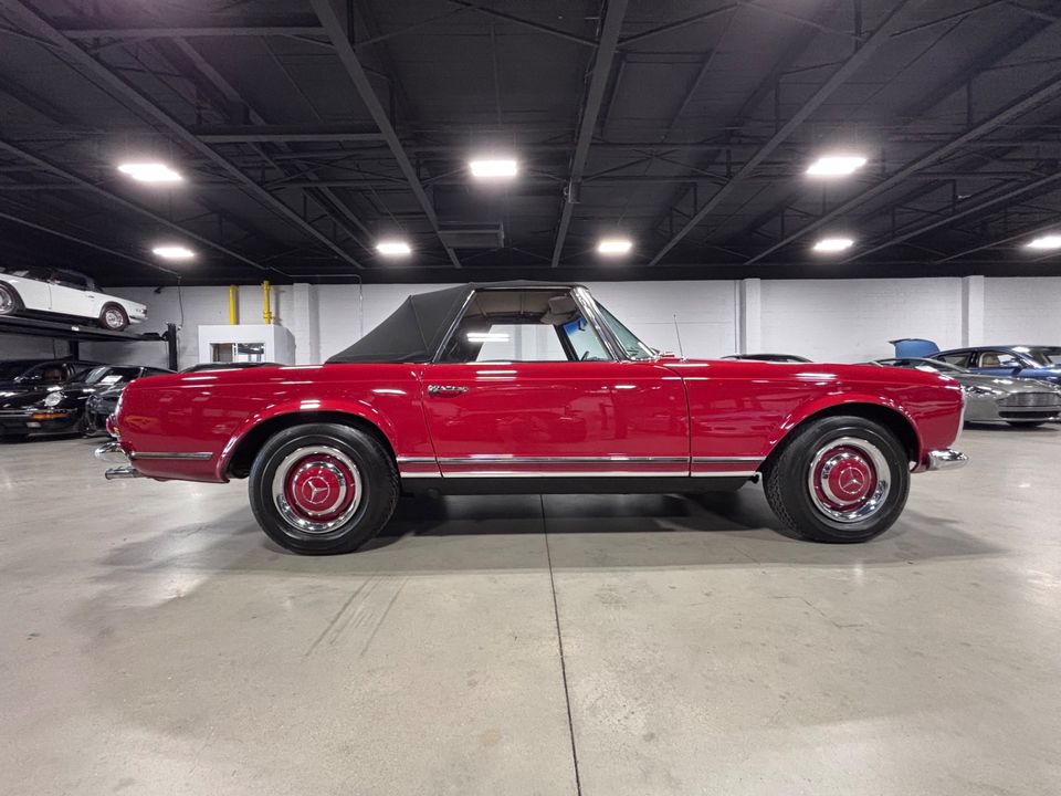 1967 Mercedes-Benz SL 230