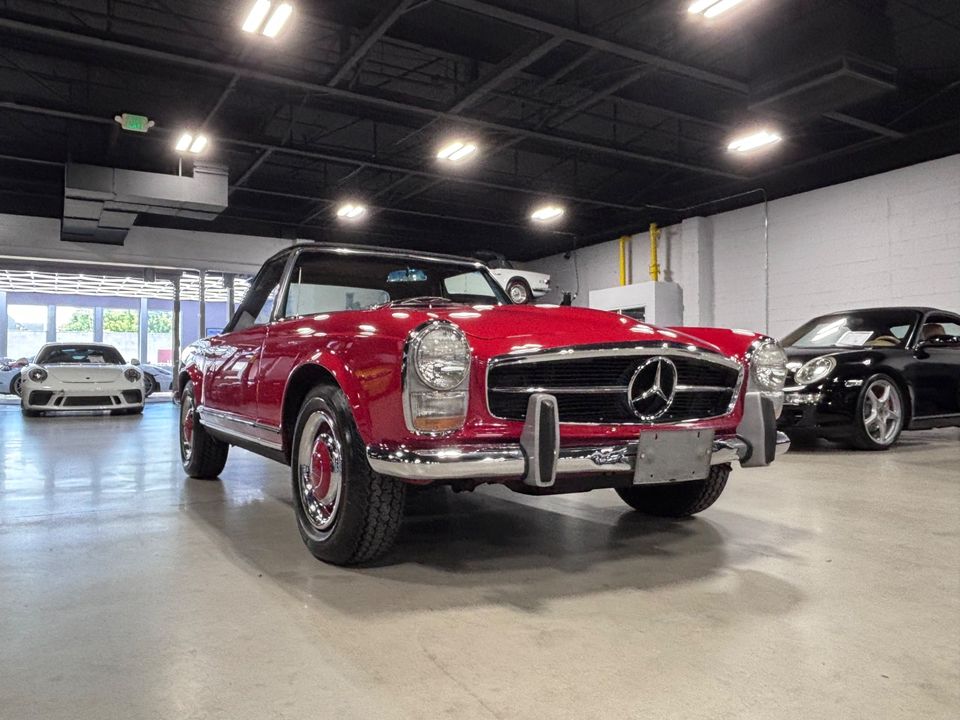 1967 Mercedes-Benz SL 230