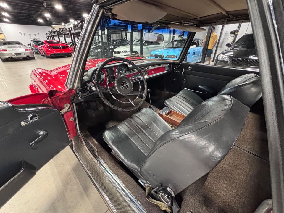 1967 Mercedes-Benz SL 230