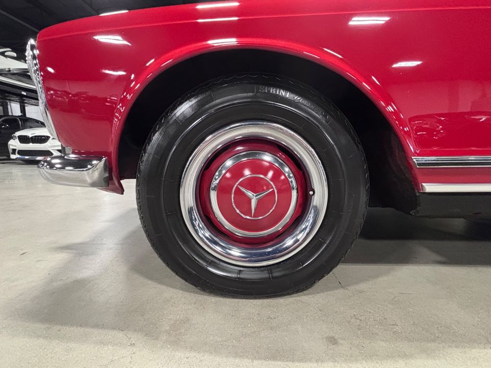 1967 Mercedes-Benz SL 230