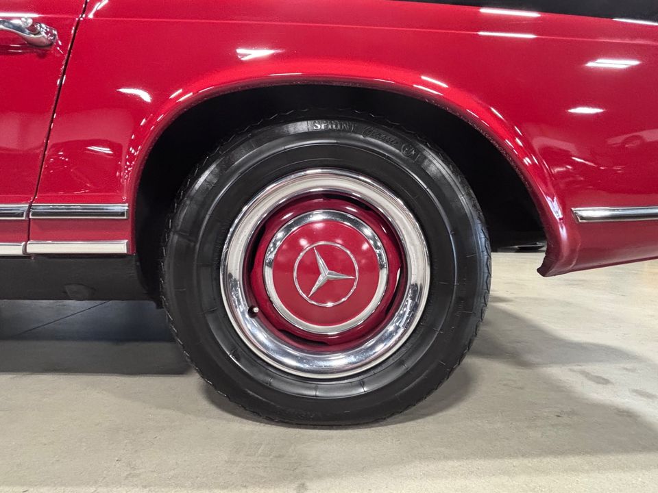 1967 Mercedes-Benz SL 230