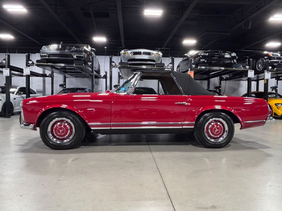 1967 Mercedes-Benz SL 230