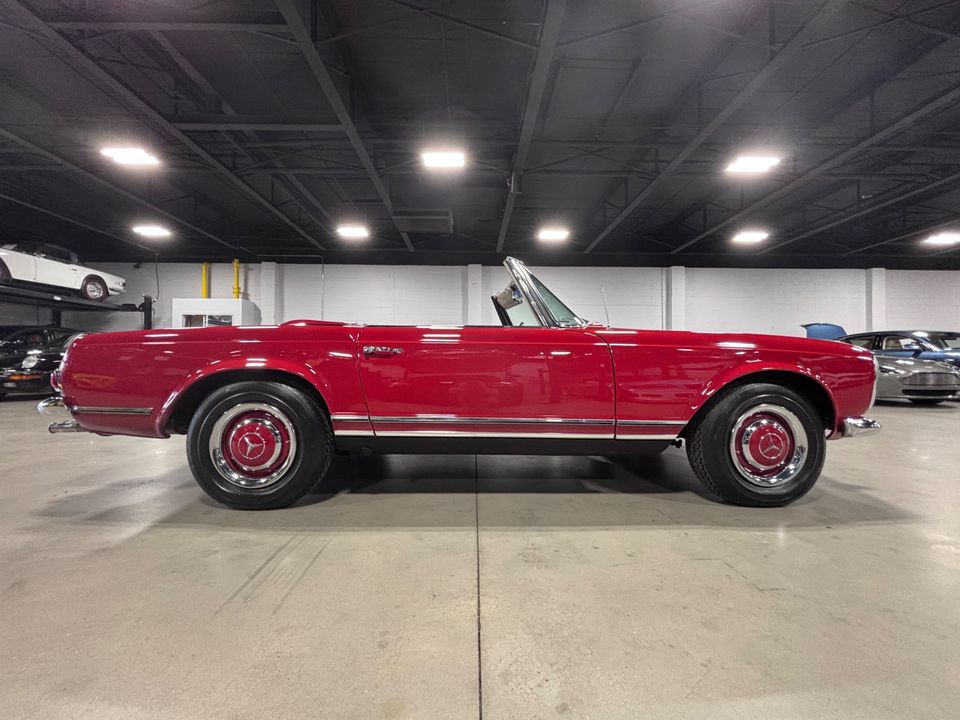 1967 Mercedes-Benz SL 230