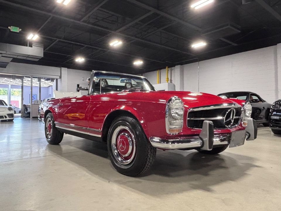 1967 Mercedes-Benz SL 230