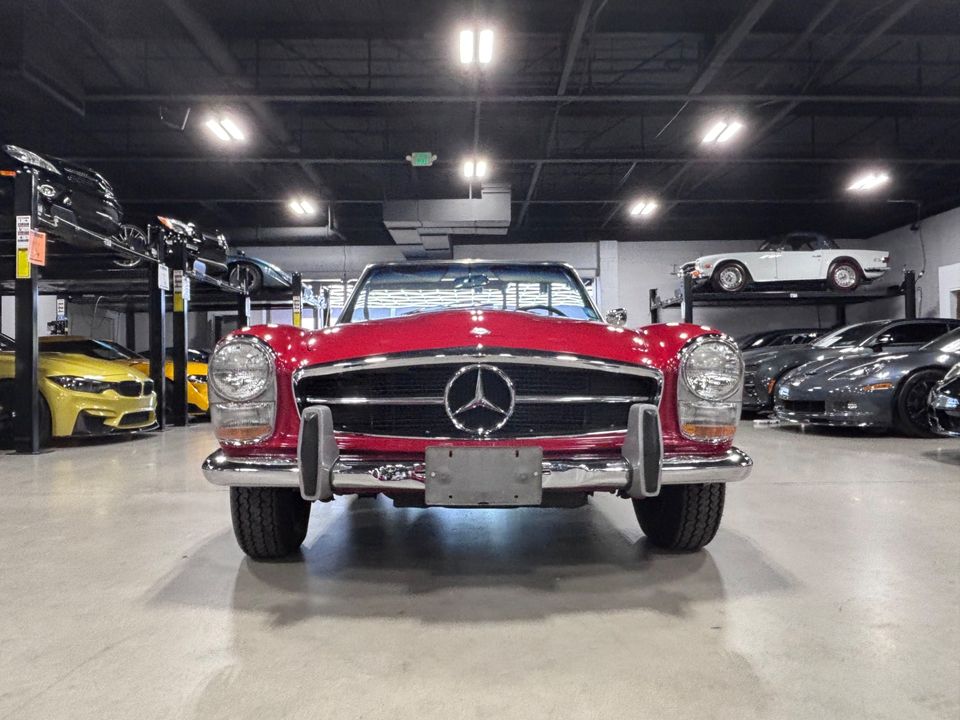 1967 Mercedes-Benz SL 230