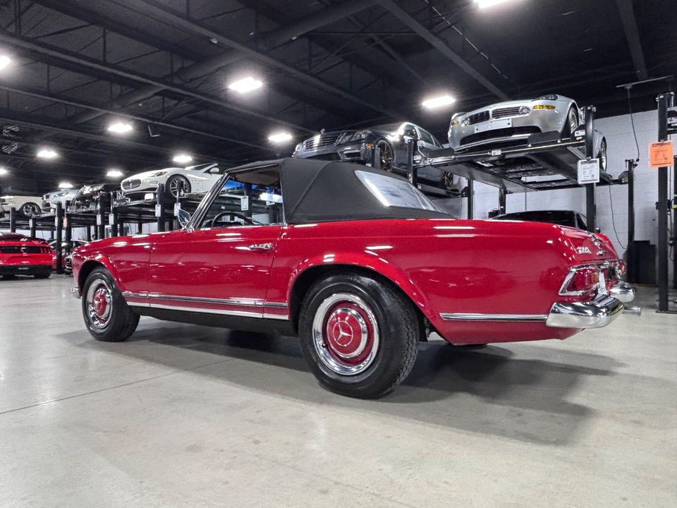 1967 Mercedes-Benz SL 230