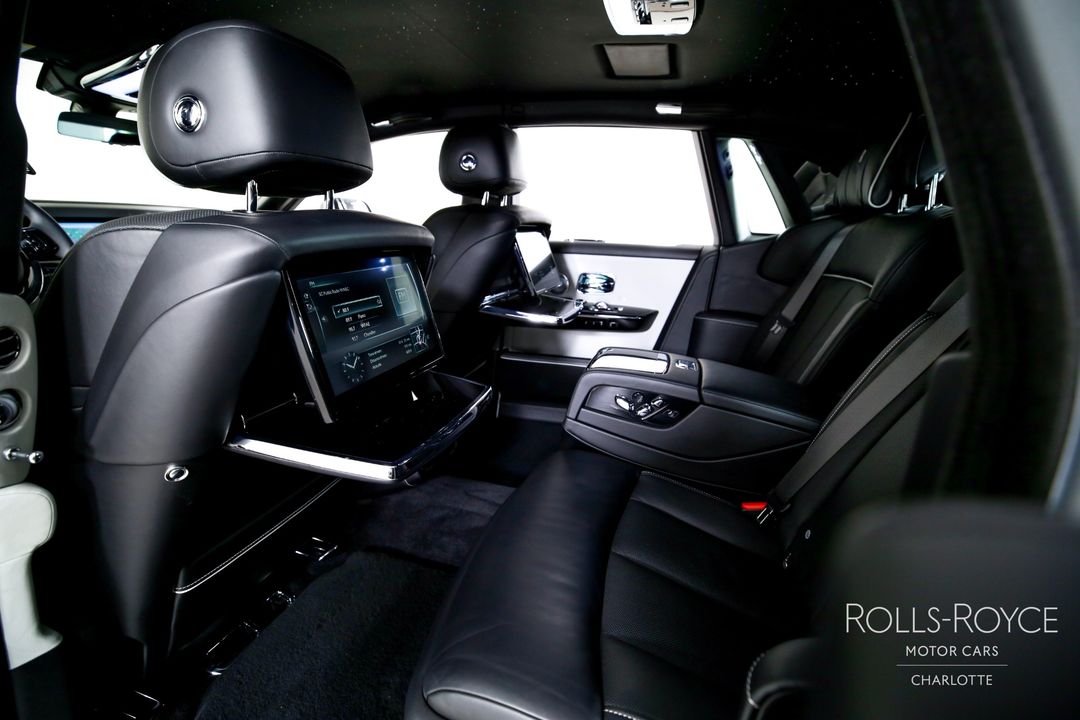 2020 Rolls-Royce Phantom