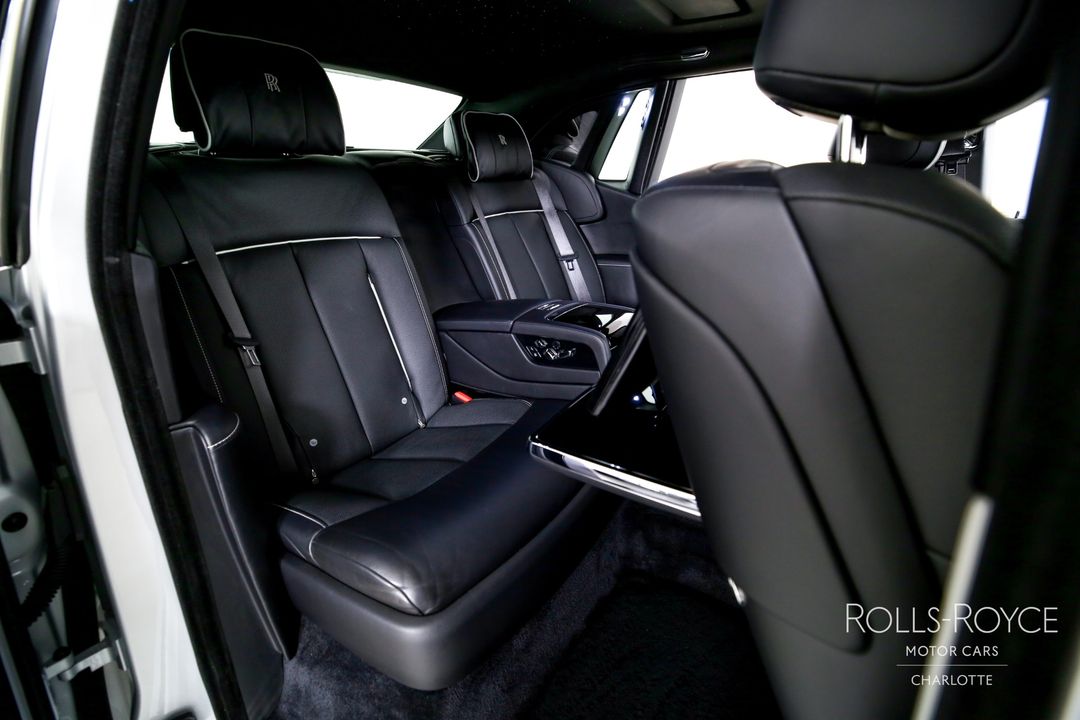 2020 Rolls-Royce Phantom