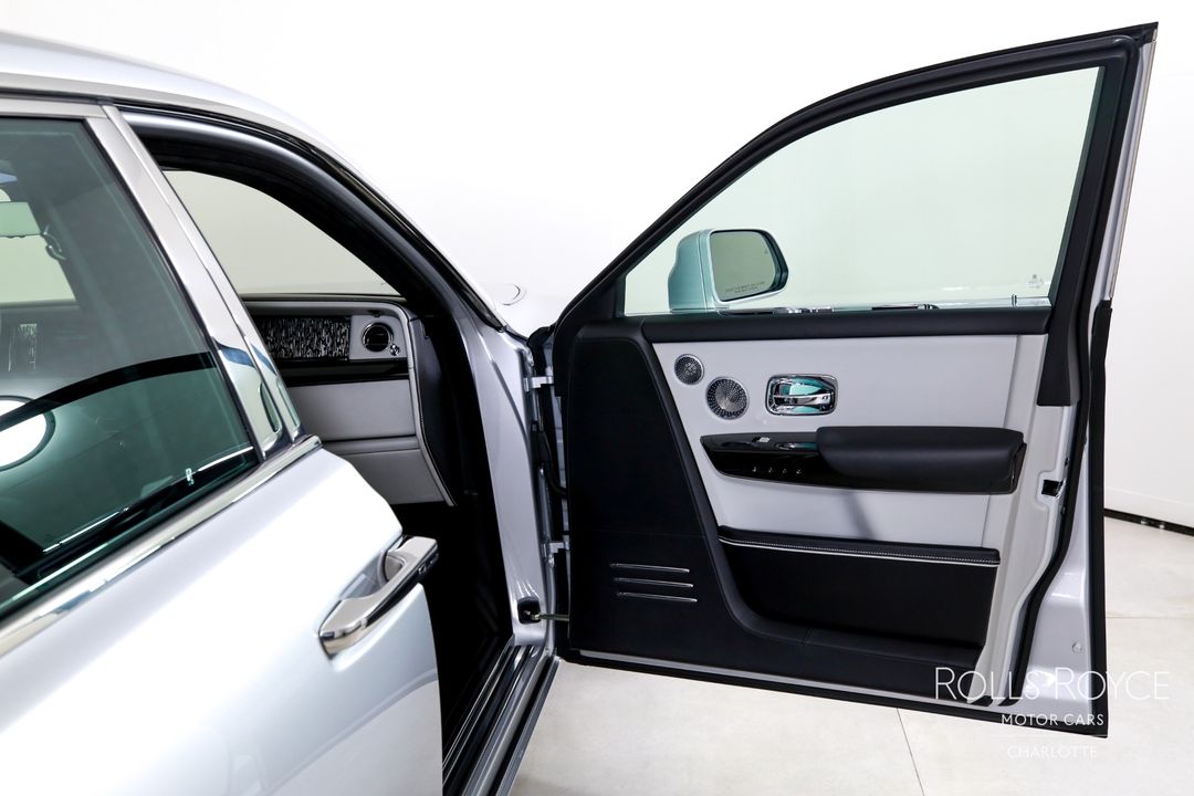 2020 Rolls-Royce Phantom