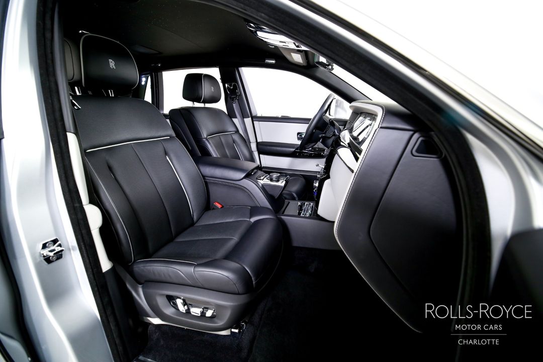 2020 Rolls-Royce Phantom
