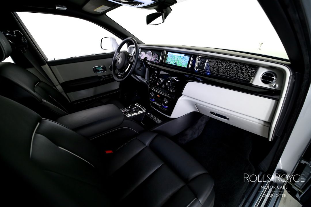 2020 Rolls-Royce Phantom