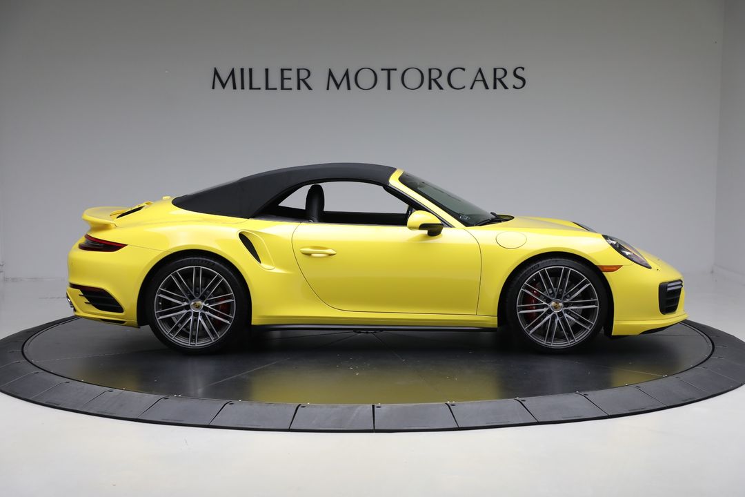 2017 Porsche 911 Turbo