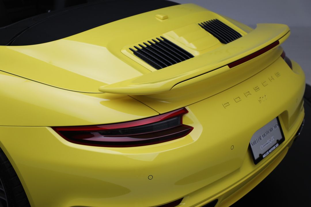 2017 Porsche 911 Turbo
