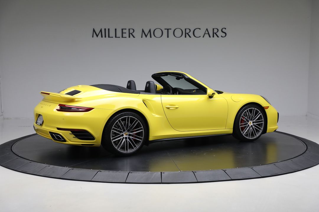 2017 Porsche 911 Turbo