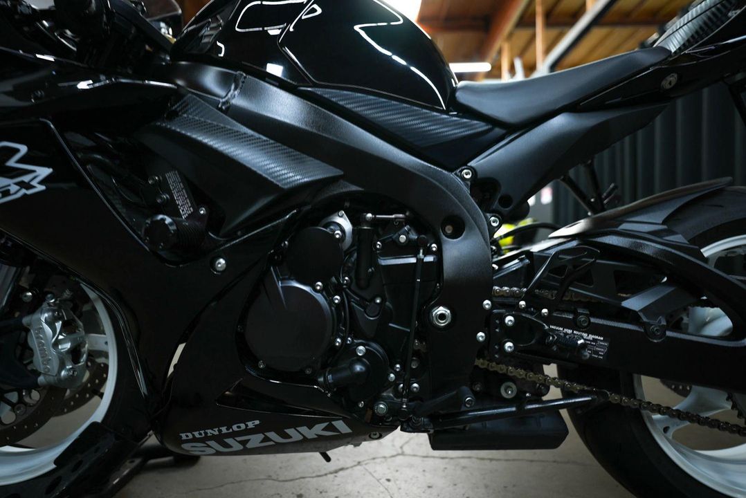 2019 Suzuki GSX-R600L9