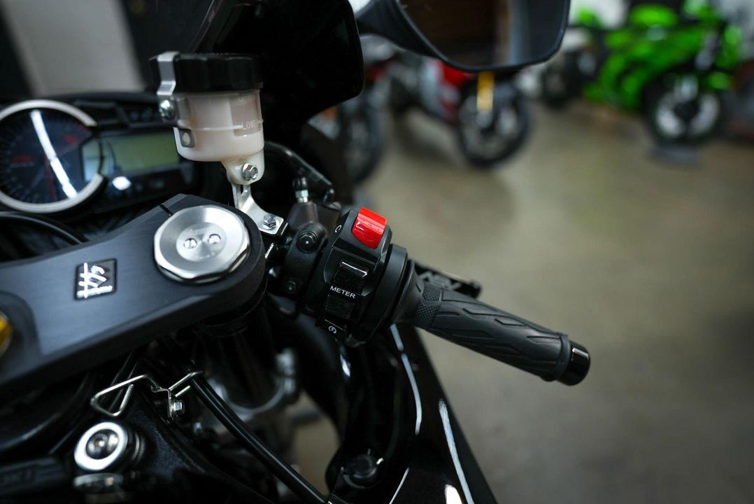 2019 Suzuki GSX-R600L9