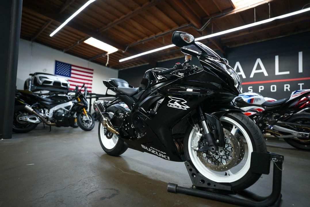 2019 Suzuki GSX-R600L9