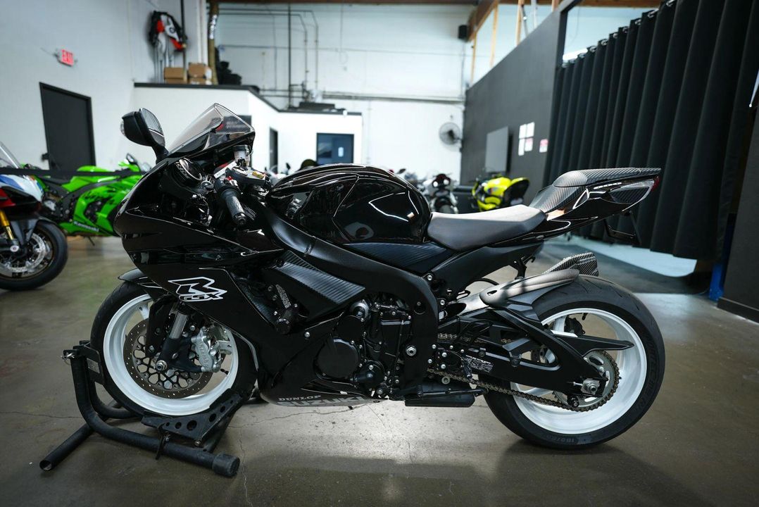 2019 Suzuki GSX-R600L9
