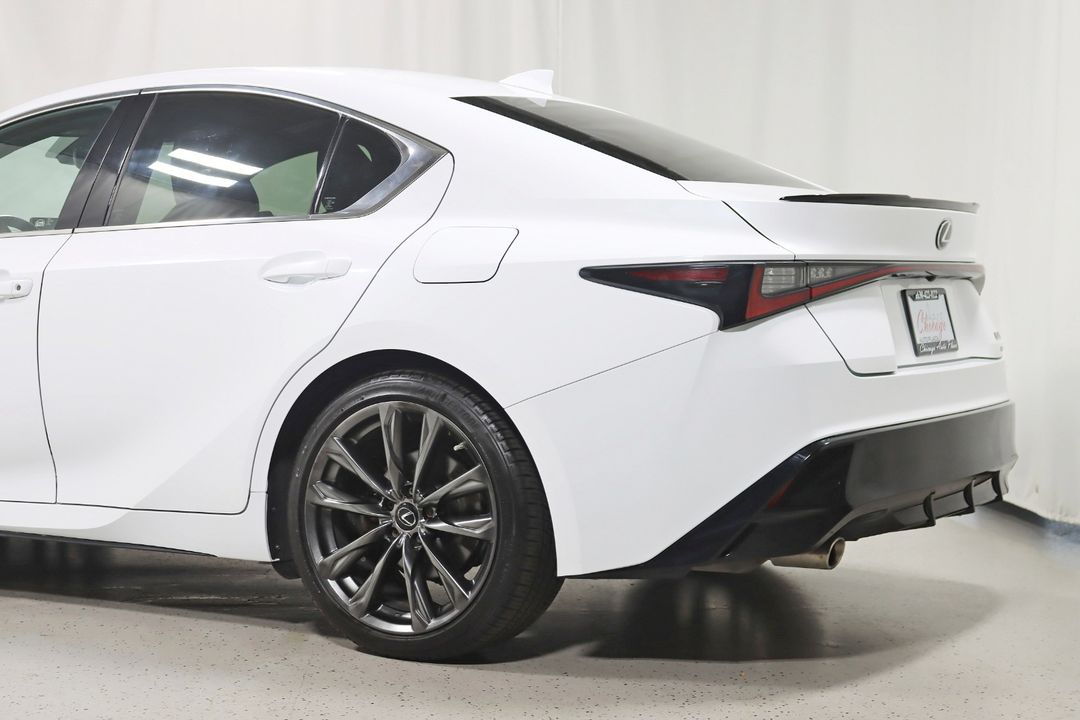 2022 Lexus IS 350