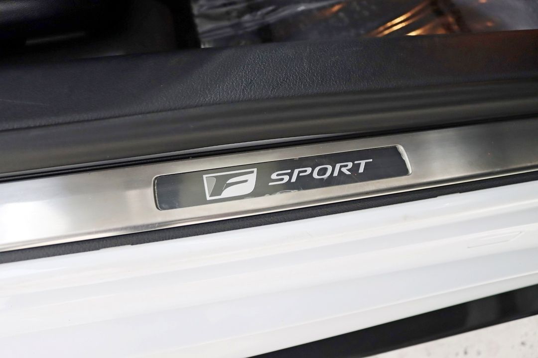 2022 Lexus IS 350