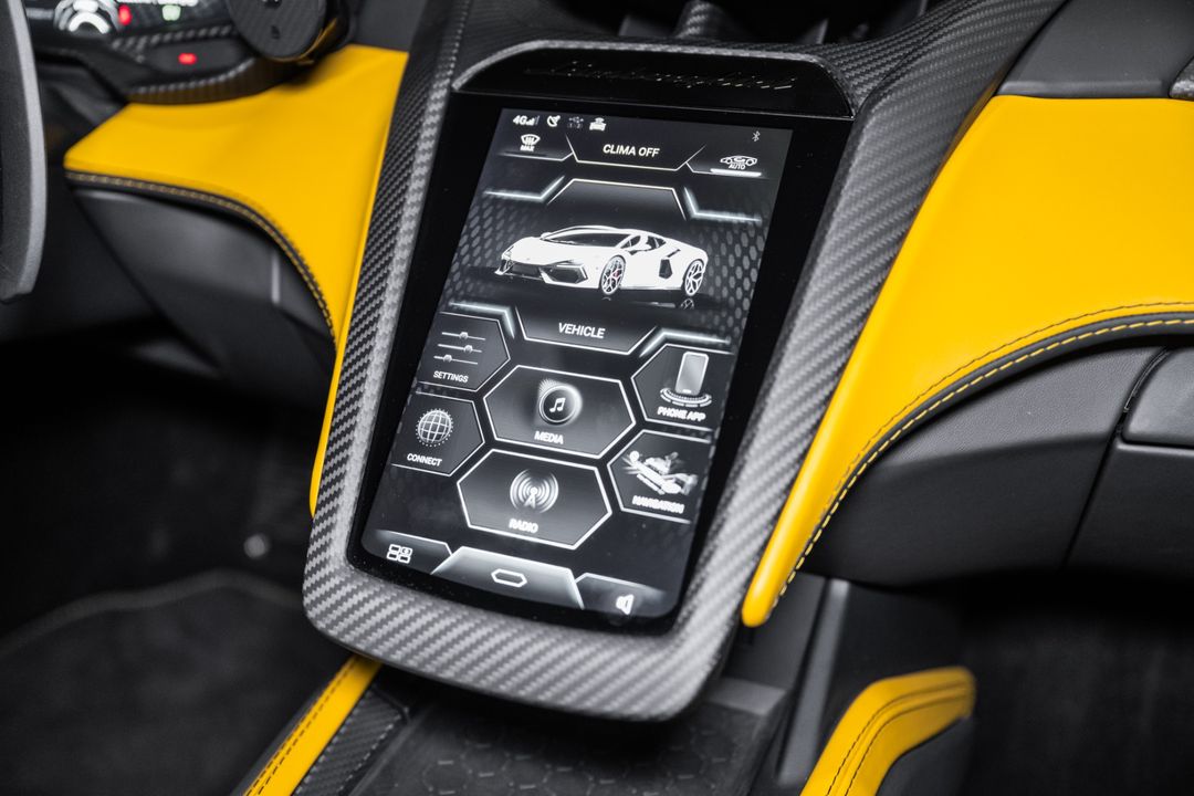 2024 Lamborghini Revuelto