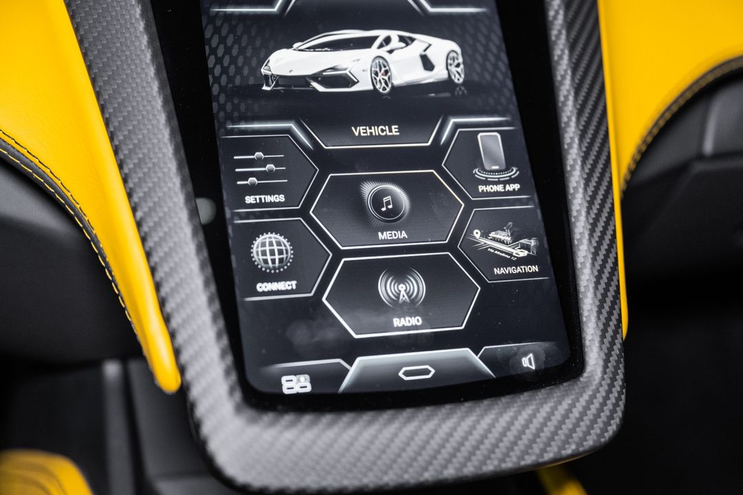 2024 Lamborghini Revuelto