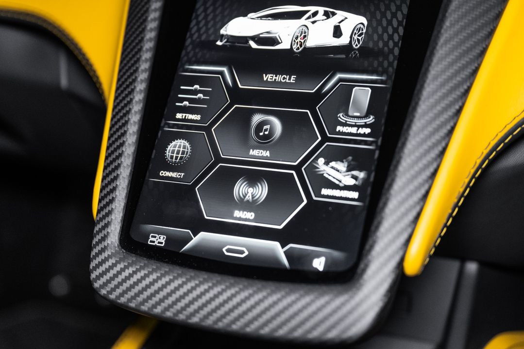 2024 Lamborghini Revuelto