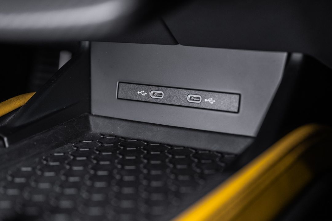 2024 Lamborghini Revuelto