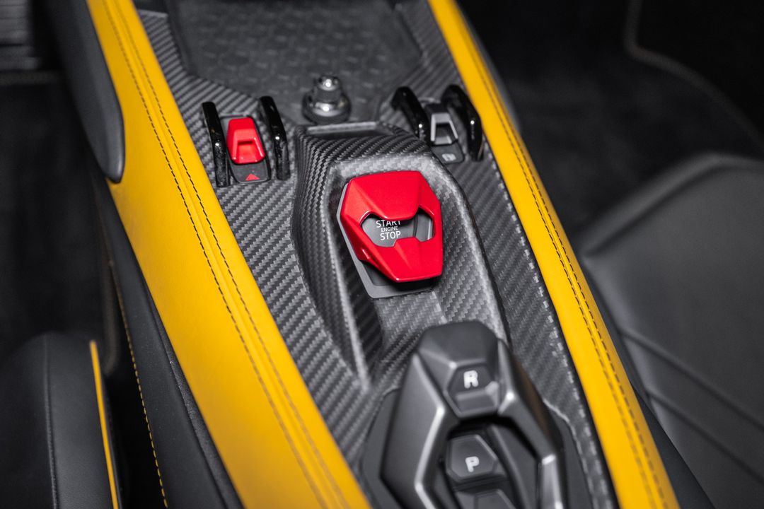 2024 Lamborghini Revuelto