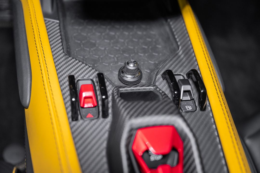 2024 Lamborghini Revuelto