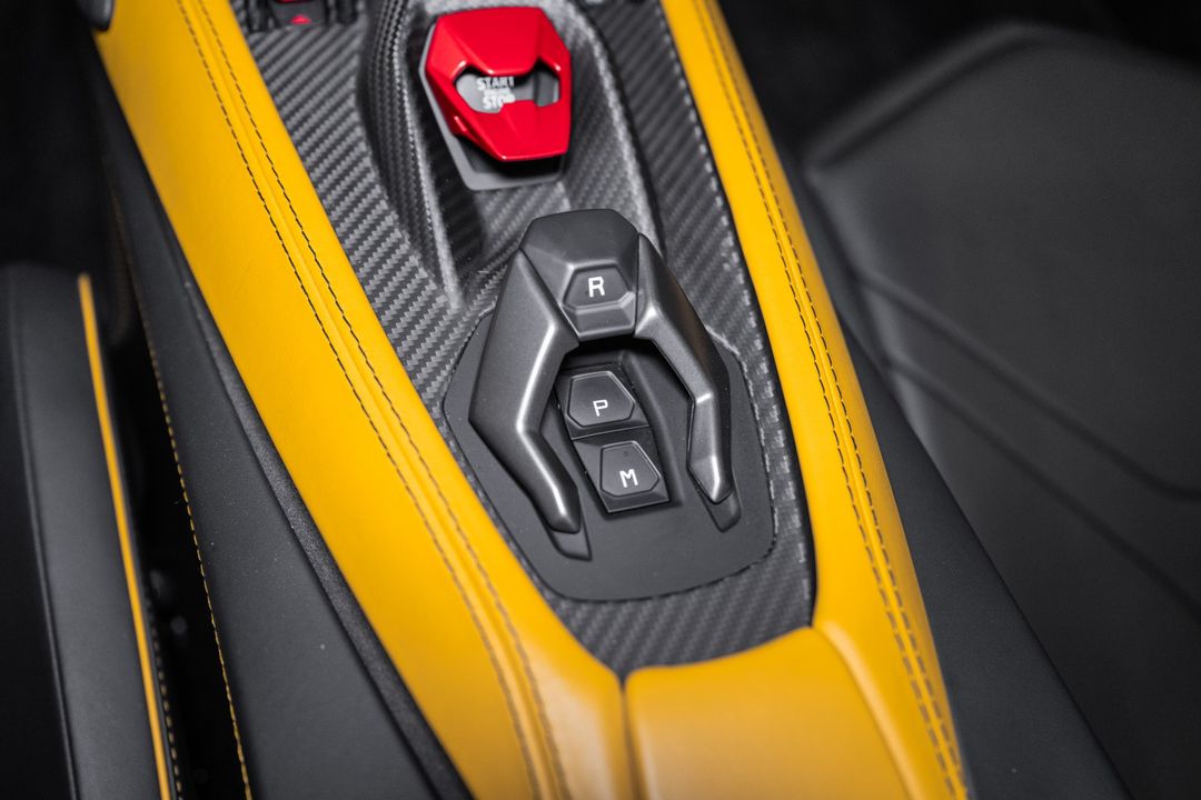 2024 Lamborghini Revuelto