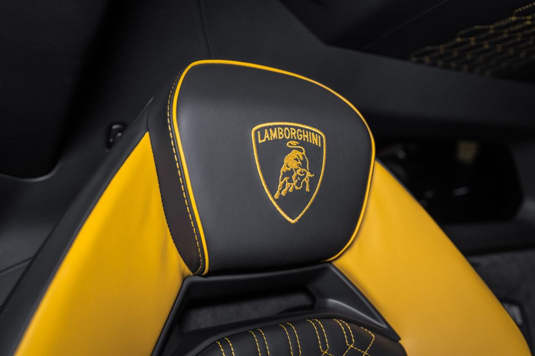 2024 Lamborghini Revuelto