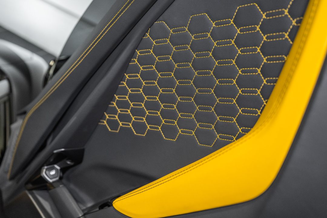 2024 Lamborghini Revuelto