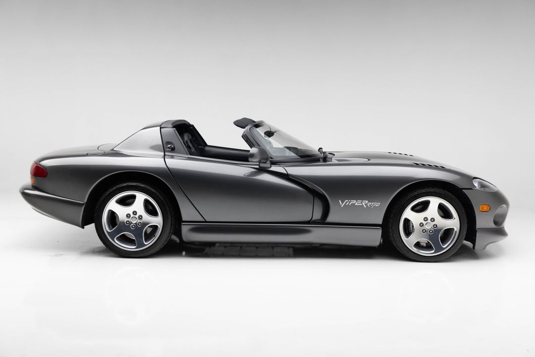 2002 Dodge Viper