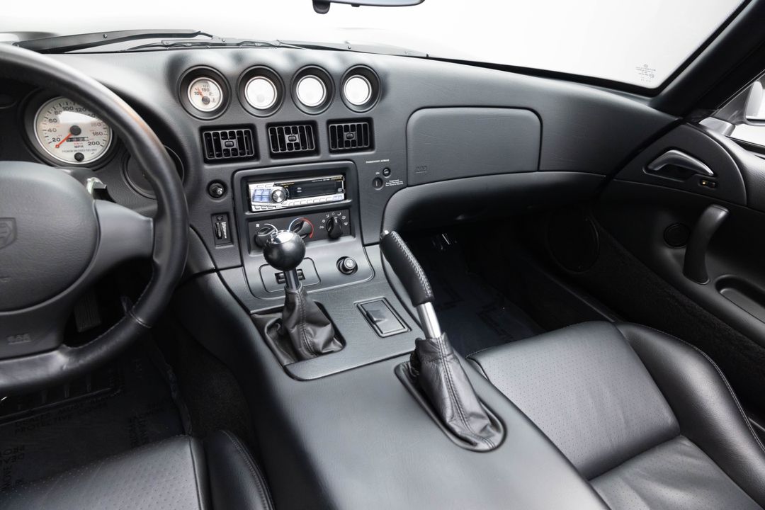 2002 Dodge Viper