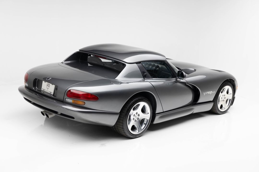 2002 Dodge Viper