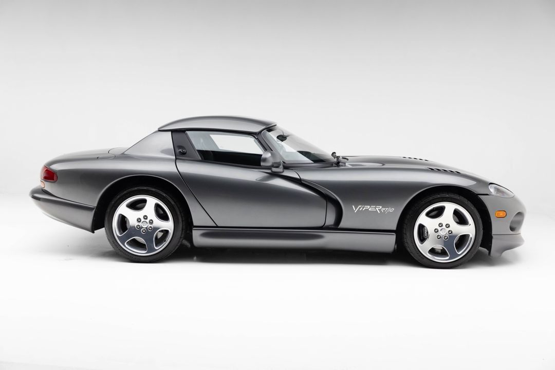 2002 Dodge Viper