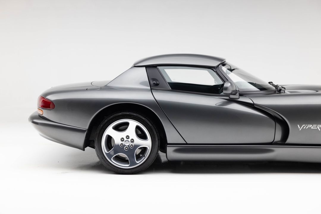 2002 Dodge Viper