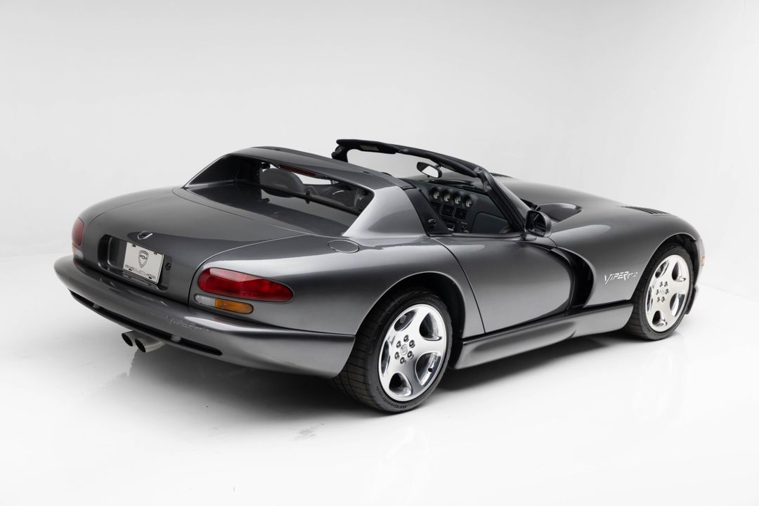2002 Dodge Viper