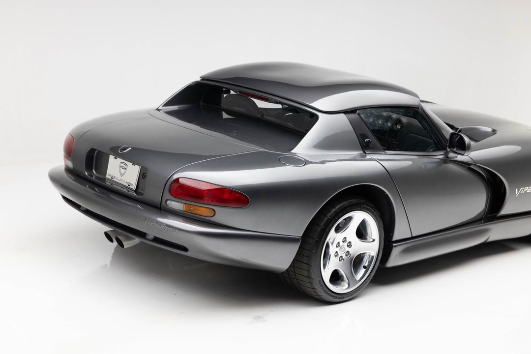 2002 Dodge Viper