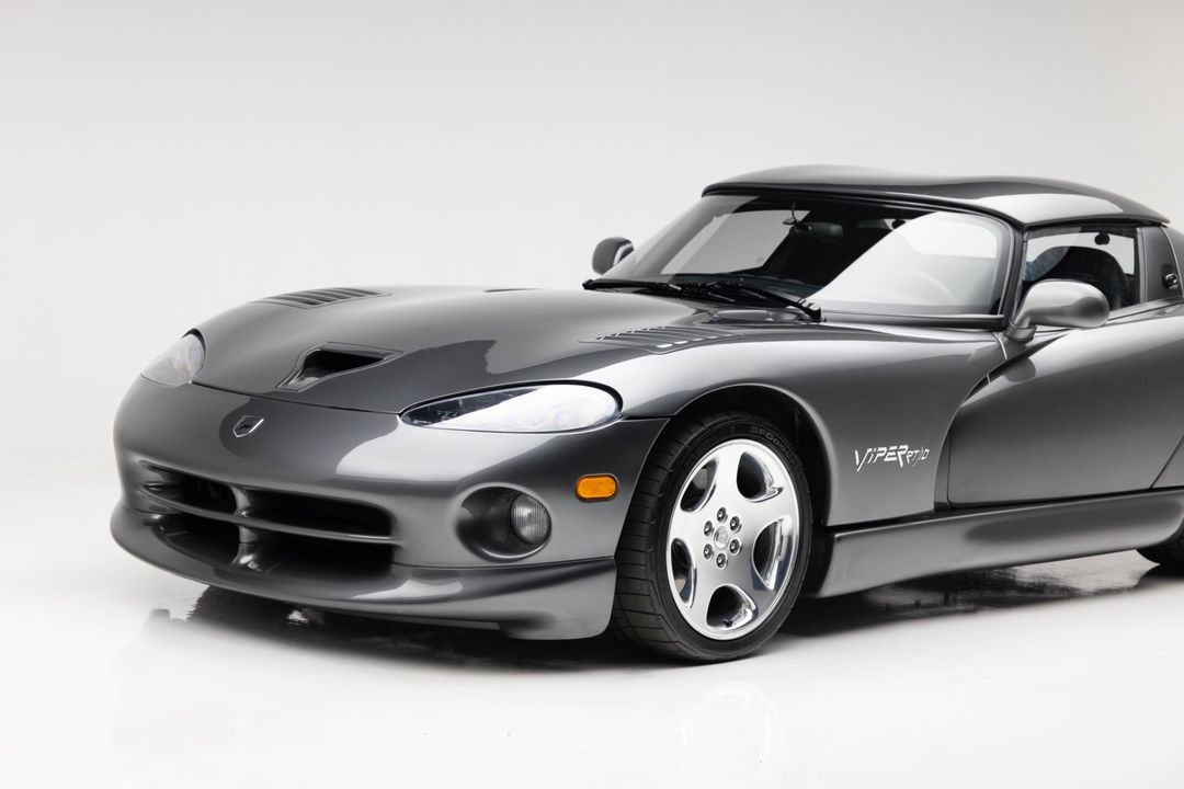 2002 Dodge Viper