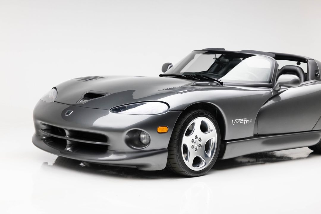 2002 Dodge Viper