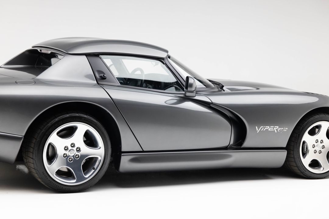 2002 Dodge Viper