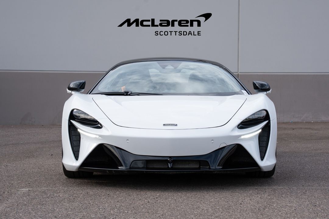 2023 MCLAREN ARTURA